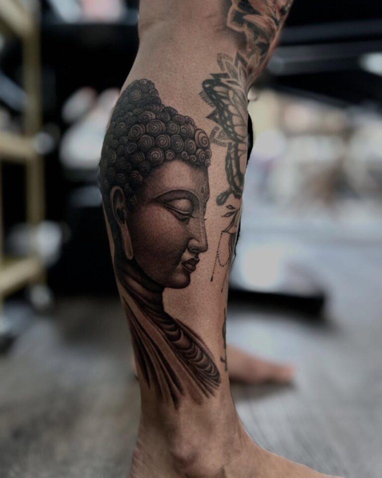 Instagram post from dq_tattoo.dk. This post is in position 5.