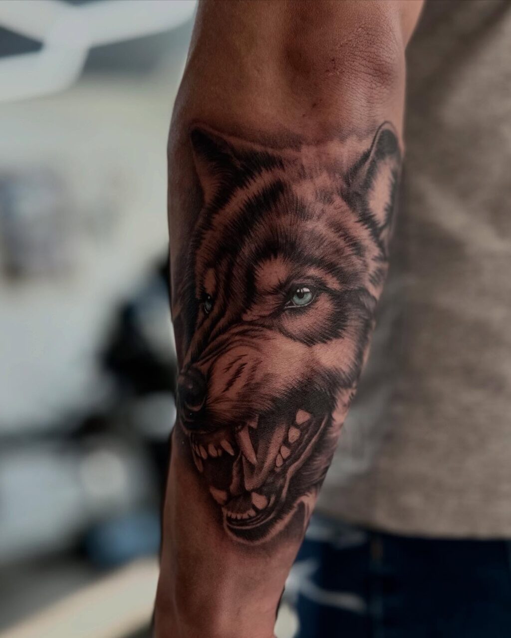 Instagram post from dq_tattoo.dk. This post is in position 1.