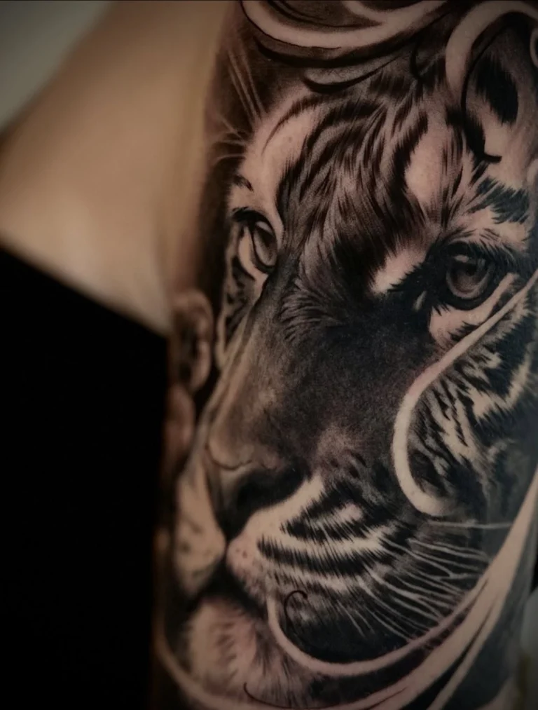 Instagram post from dq_tattoo.dk. This post is in position 1.
