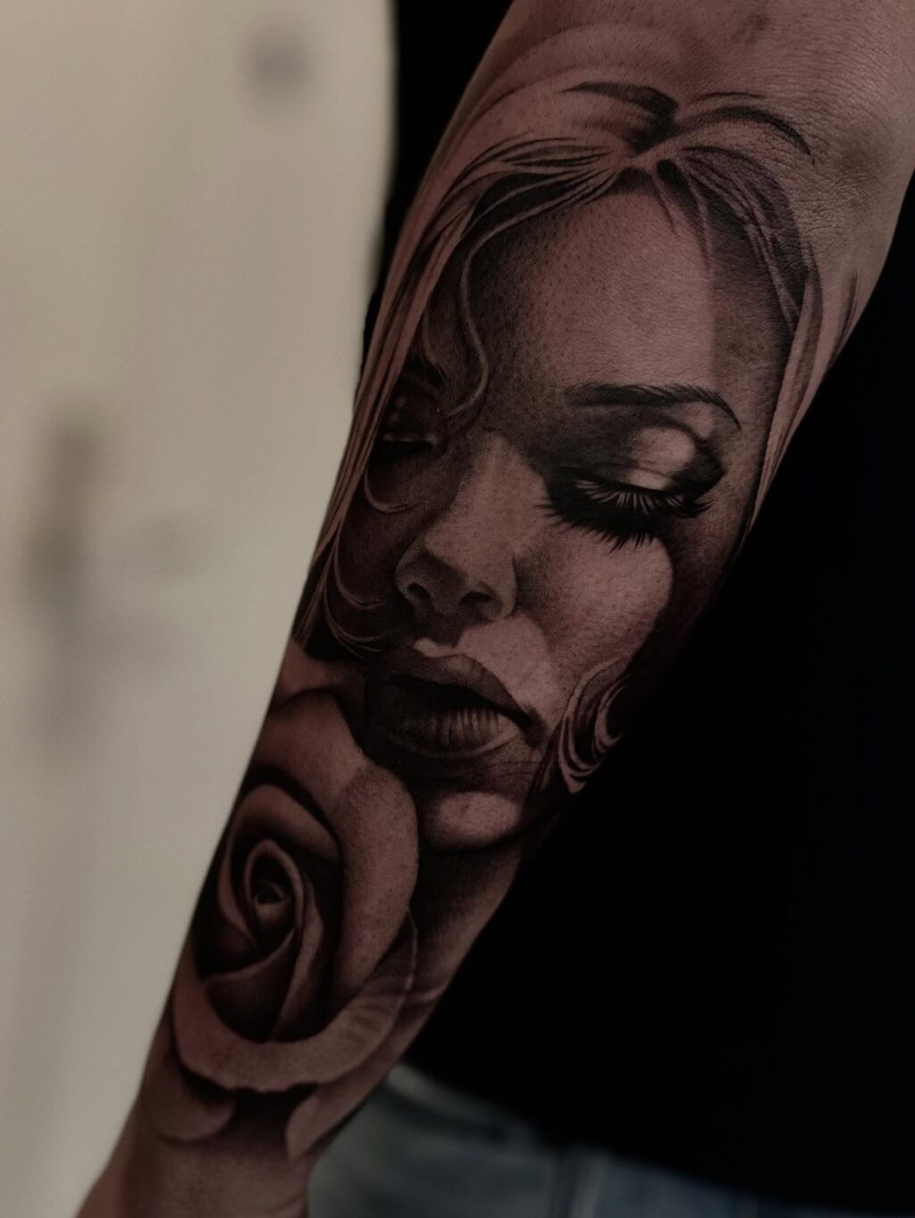 Instagram post from dq_tattoo.dk. This post is in position 0.