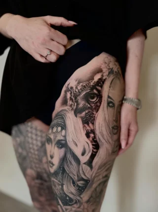 Instagram post from dq_tattoo.dk. This post is in position 11.