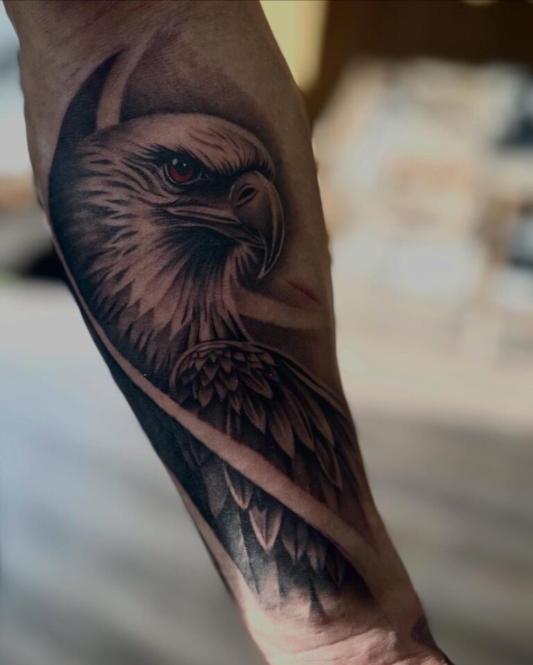 Instagram post from dq_tattoo.dk. This post is in position 15.